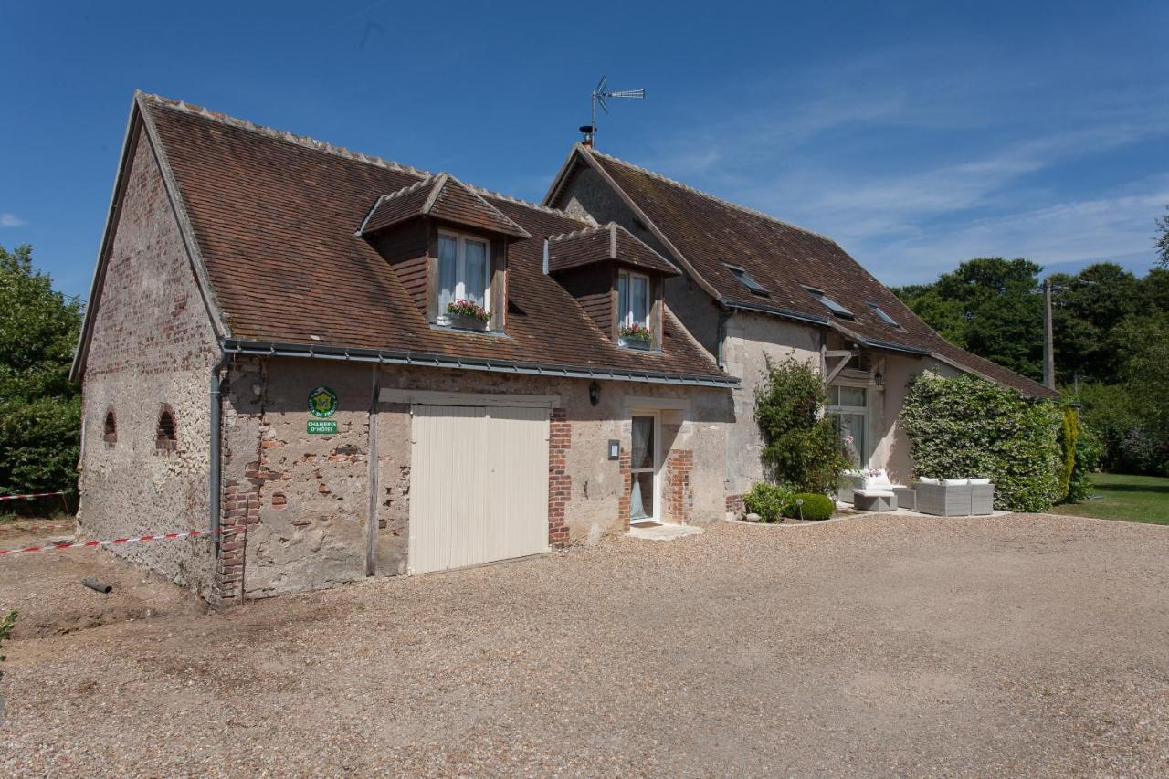 Les Jarrieres Bed & Breakfast *